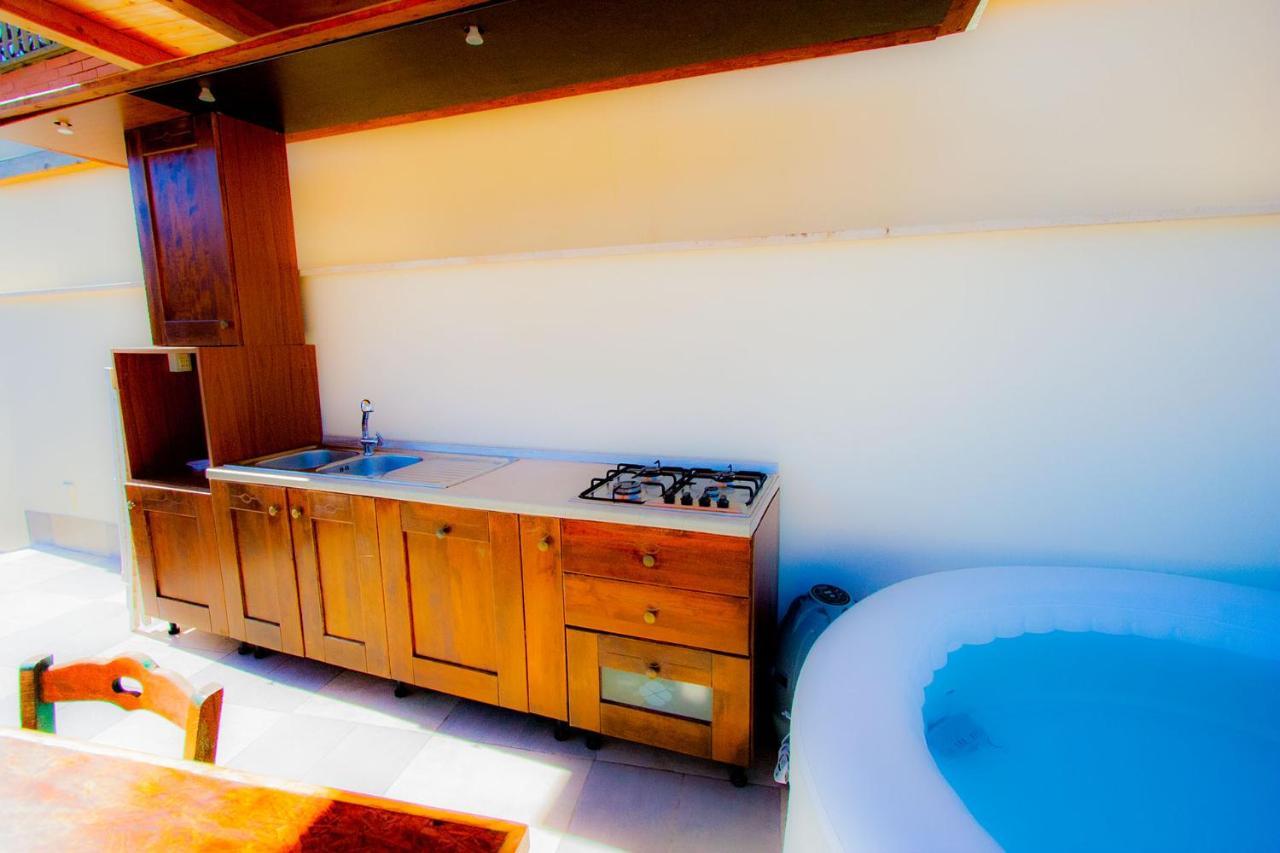 "Sea & Center" Free Beach, Wifi, Mini Pool, Roof Terrace, Ladispoli, Rome エクステリア 写真